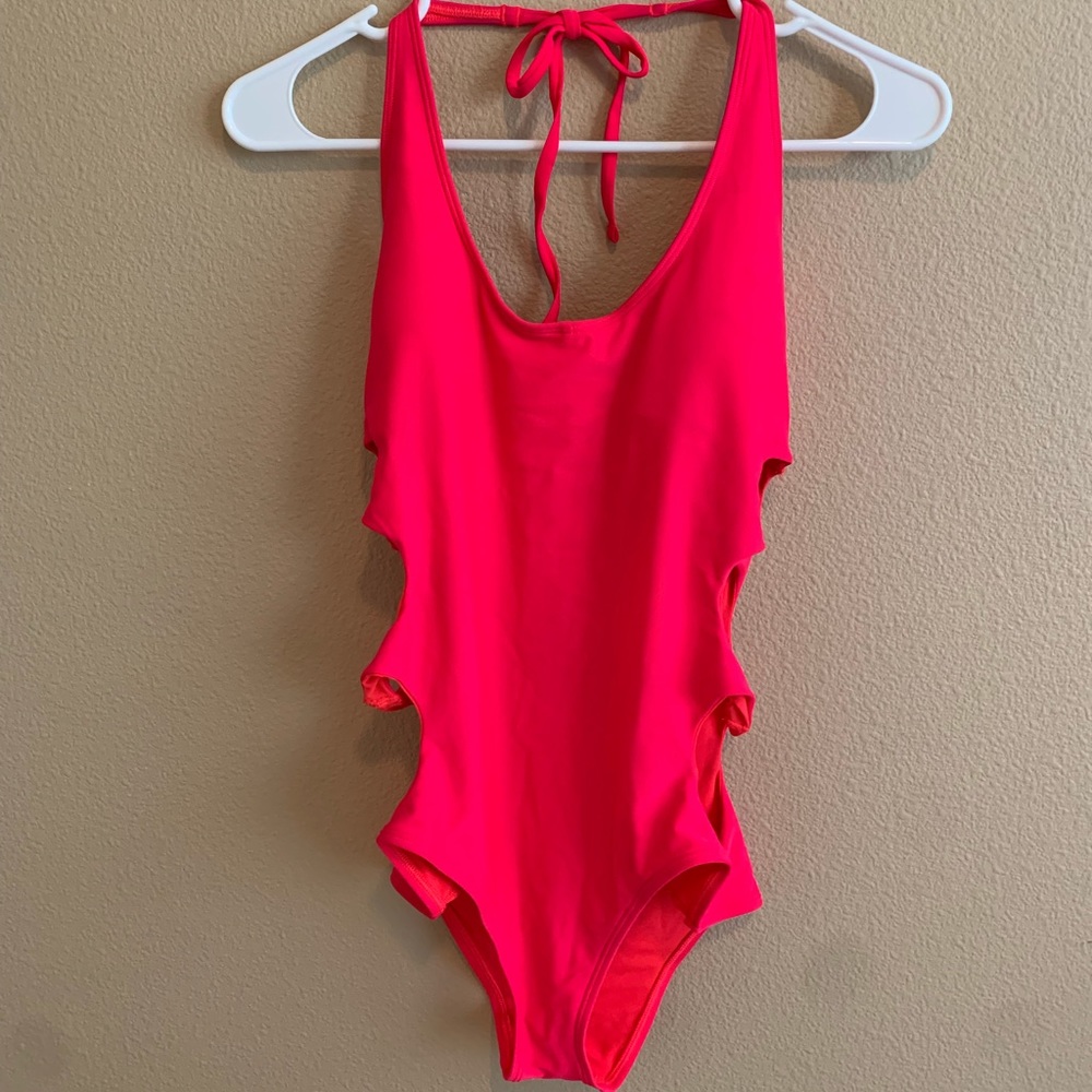 Aerie swim suit- one piece!!